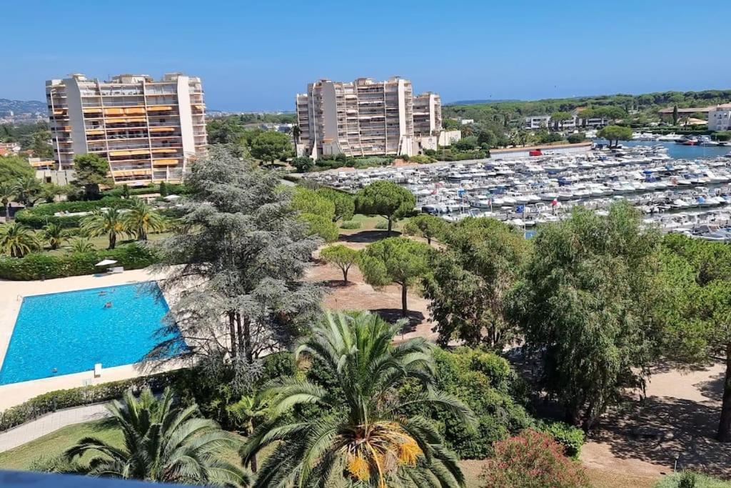 Studio Avec Vue Sur Marina Et Mer - 2 Adultes Et 1 Enfant Maximum Mandelieu-la-Napoule Exterior photo